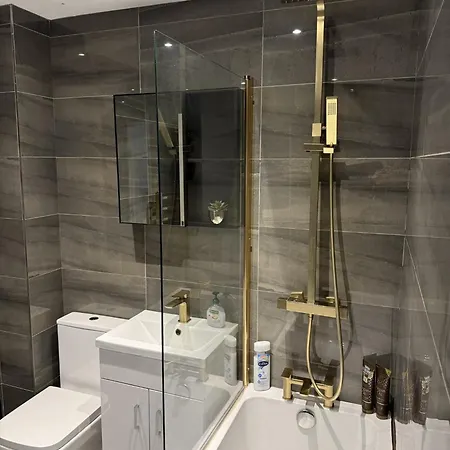 Luxury No 19 Holiday home Bradford (West Yorkshire)